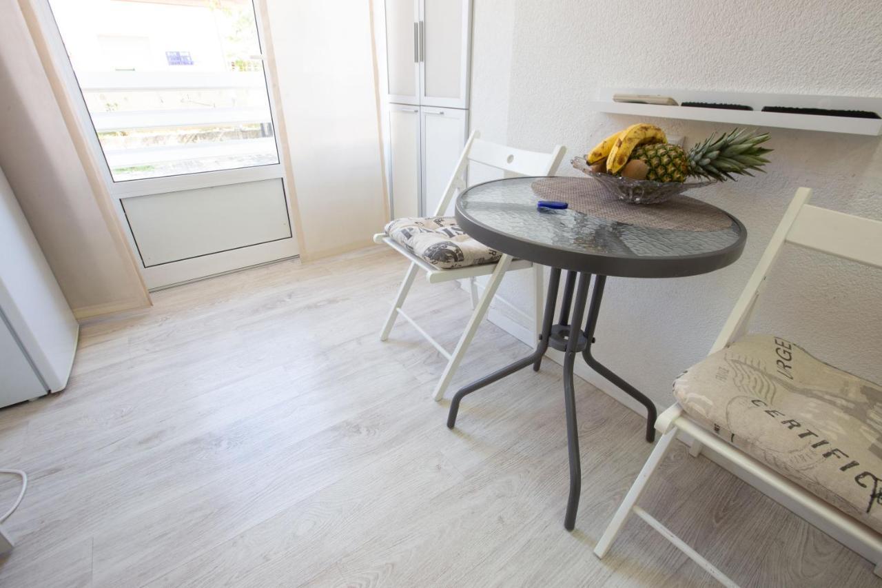 Lilly Studio Apartments زادار المظهر الخارجي الصورة
